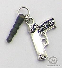 It prevent dust get into the electronic devices.
It decorate your phone.
It could also use for MP3, i-pad, NDS, PSP, laptop....
More designs are avaliable. Please contact us for more information.