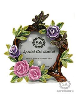 Size:104.5*110*22mm